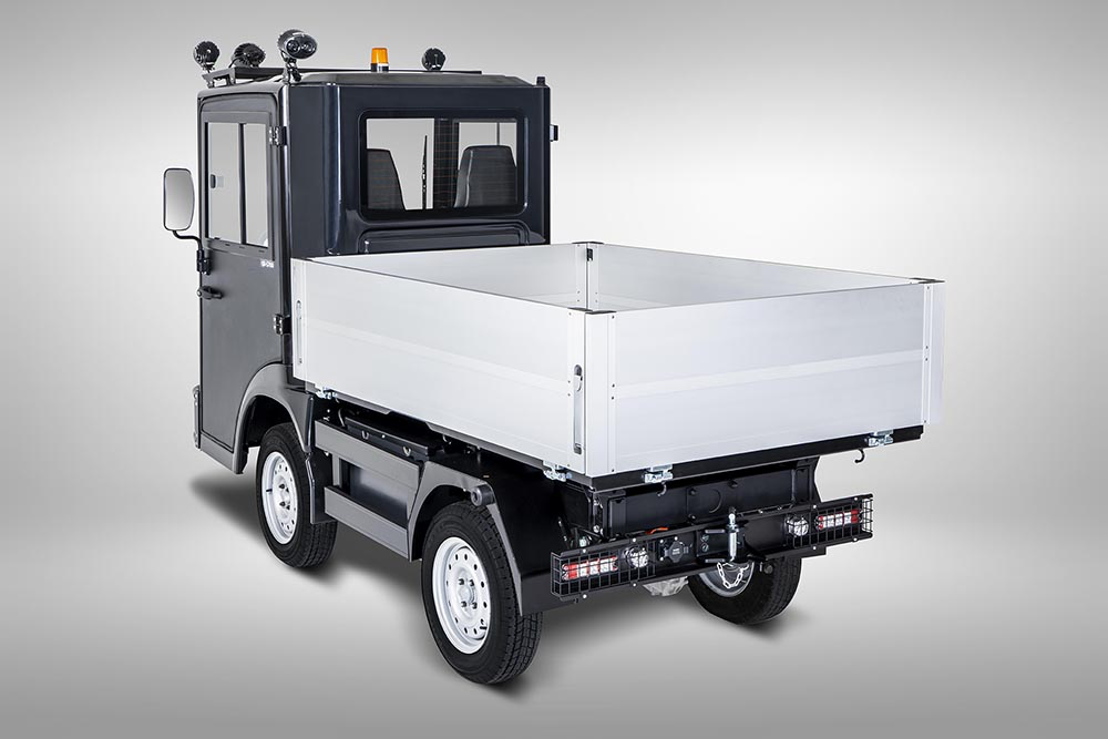 TRAGGER QD-S700 arka çapraz görünüm ve açık kasa
